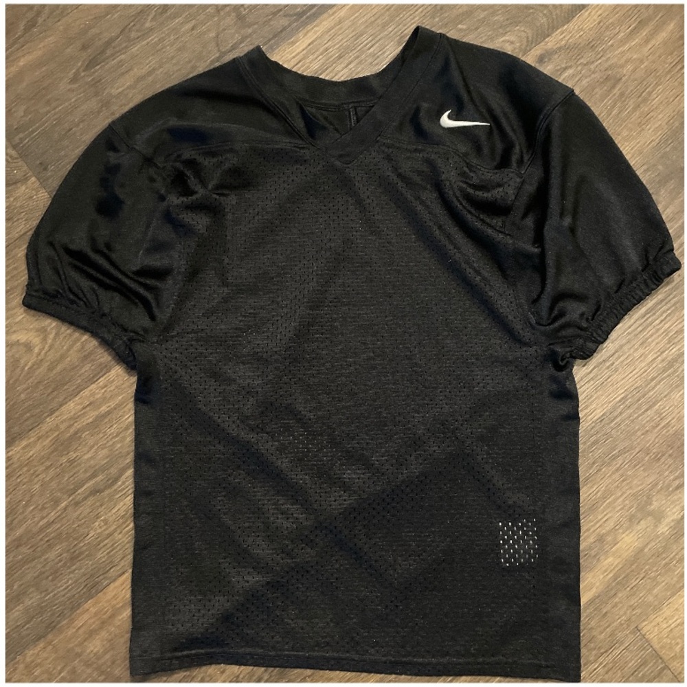 Nike Mesh Football Practice Jersey Size XL Big Kids unisex Dri-Fit